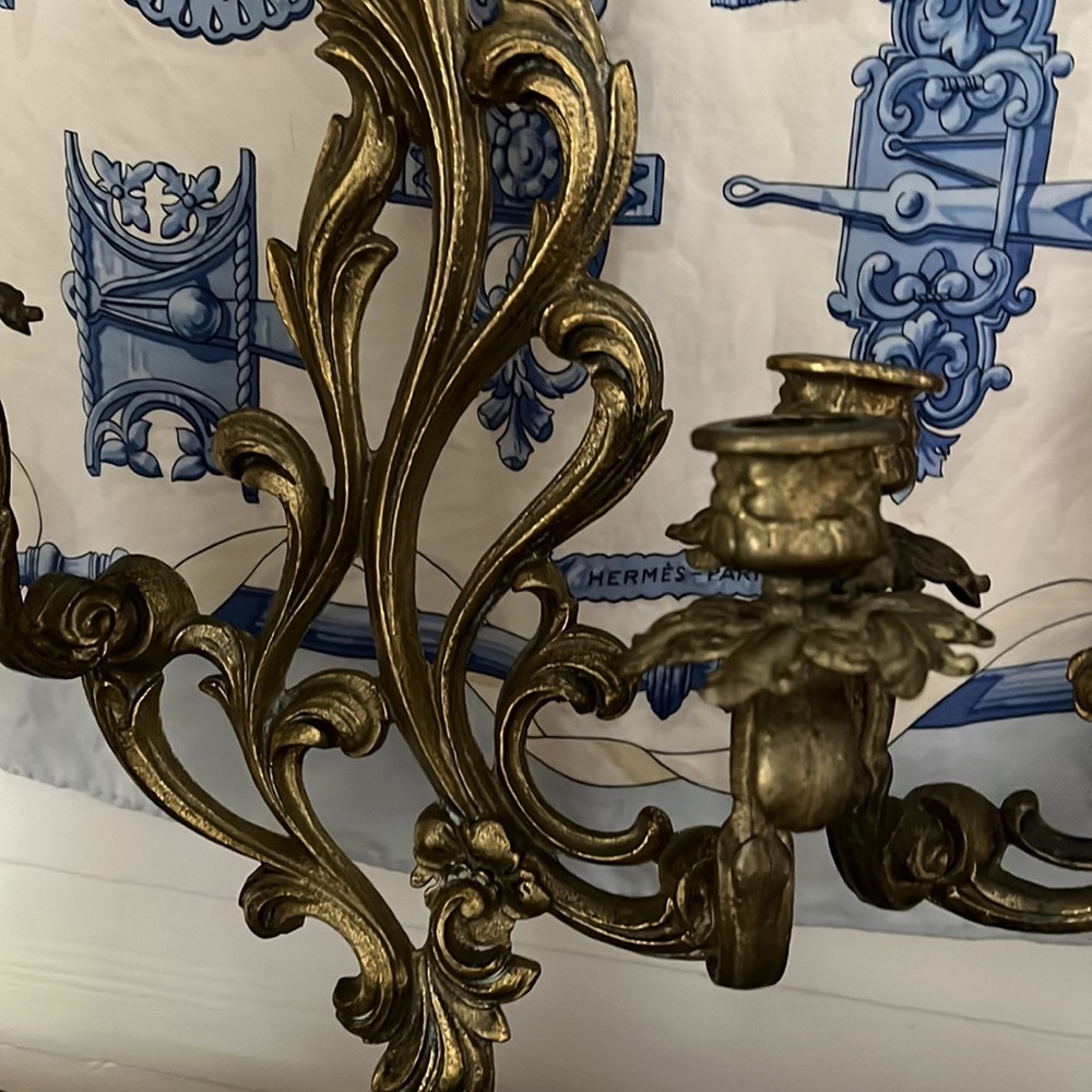 •VINTAGE MIDCENTURY BRASS FRENCH SCONCE MAXIMALIST ORNATE• - Picture 3 of 13